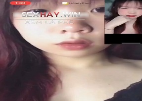 Hot girl khoe lồn to