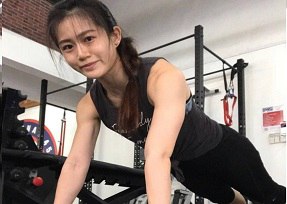 Để giúp cu anh cứng đi tập gym